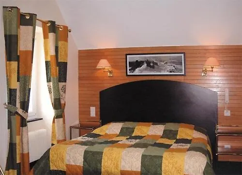 L'Armoric Hotel - Renove Benodet 3*,