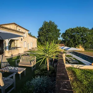 Lacassagne Bed & Breakfast Larressingle