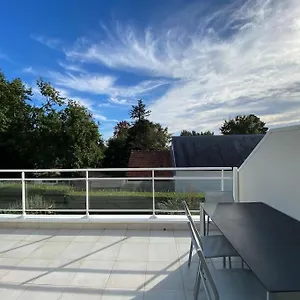 Superbe Terrasse, Proche De La Appartement